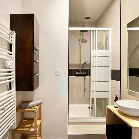 Le Duplex - Centre 아파트 콩카르노